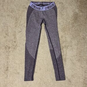 Gym Shark Size medium - purple